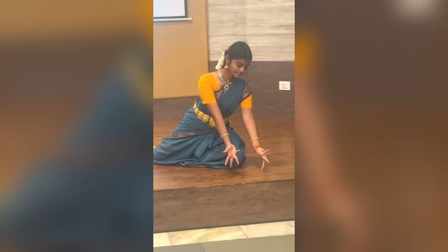 Jahnavi Sivasubramanyam dancing a Meera bhajan for the Dorai Foundation